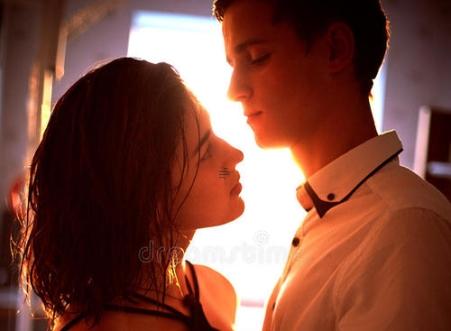 月牙形占卜工具的名称是什么 月牙形占卜道具的用途和历史是什么