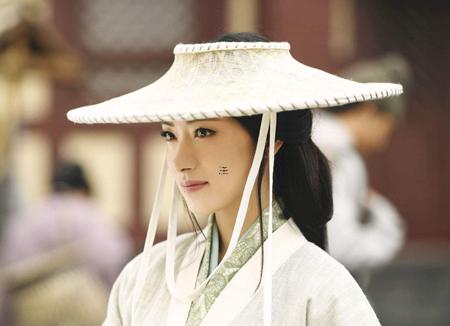 天秤座在感情中的态度解析 追求平衡与和谐的爱情观