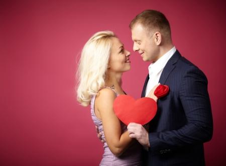 天蝎座如何主动表达爱意 爱情策略与表白技巧解析